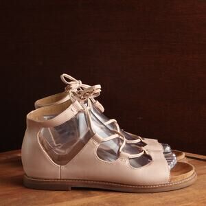 Clarks Sandals Womens SZ 8M Pale Pink Corsio Dallas Leather Gladiator Flat Shoes